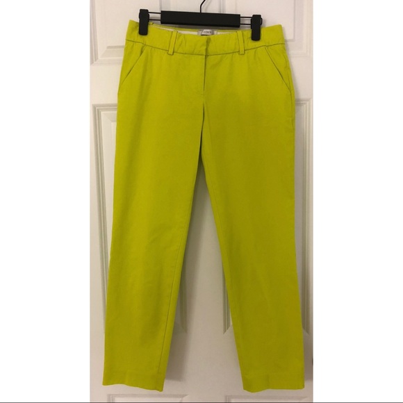 Mid-rise Capri Chinos - Picture 5 of 13